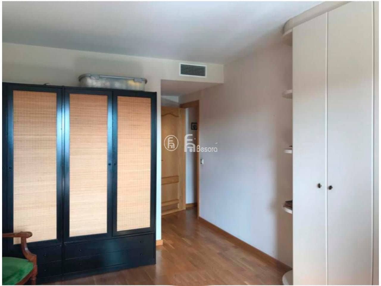 6 soveværelse Lejlighed til salg i Lleida by med garage - € 499.000 (Ref: 5432940)
