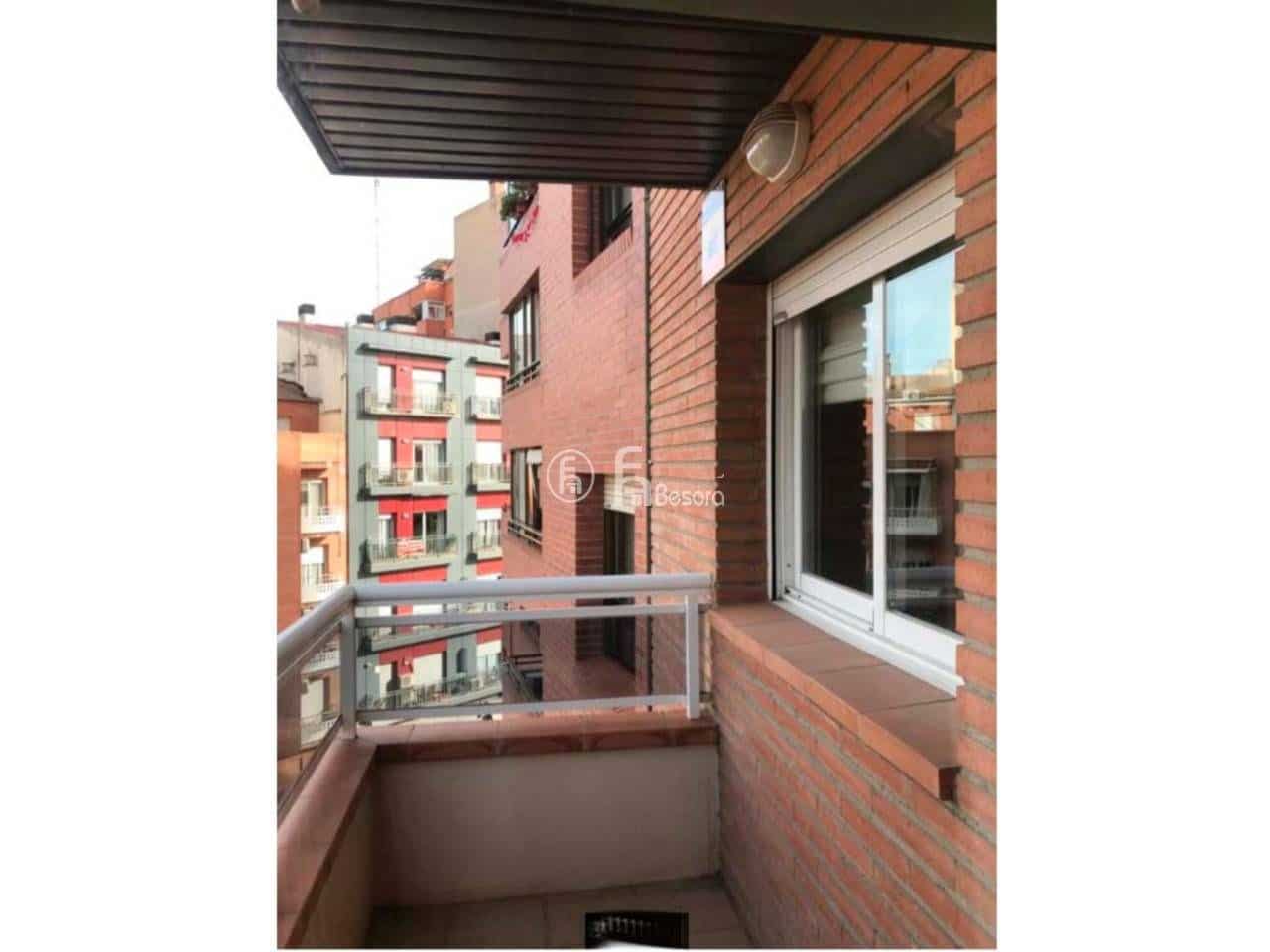 6 soveværelse Lejlighed til salg i Lleida by med garage - € 499.000 (Ref: 5432940)