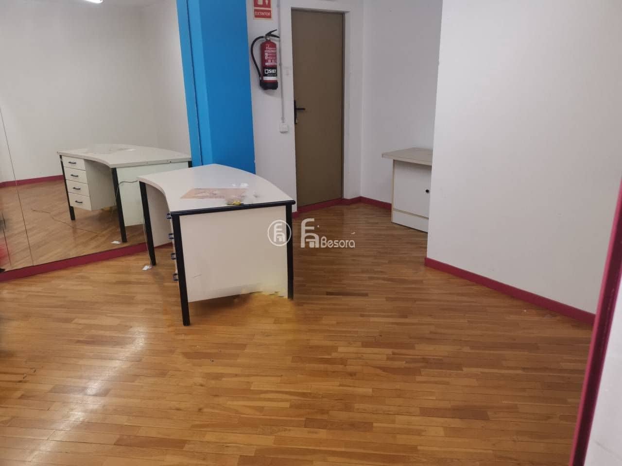 Kaupallinen myytävänä paikassa Lleida kaupunki - 500 000 € (Ref: 9443665)