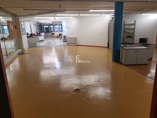 Kaupallinen myytävänä paikassa Lleida kaupunki - 500 000 € (Ref: 9443665)