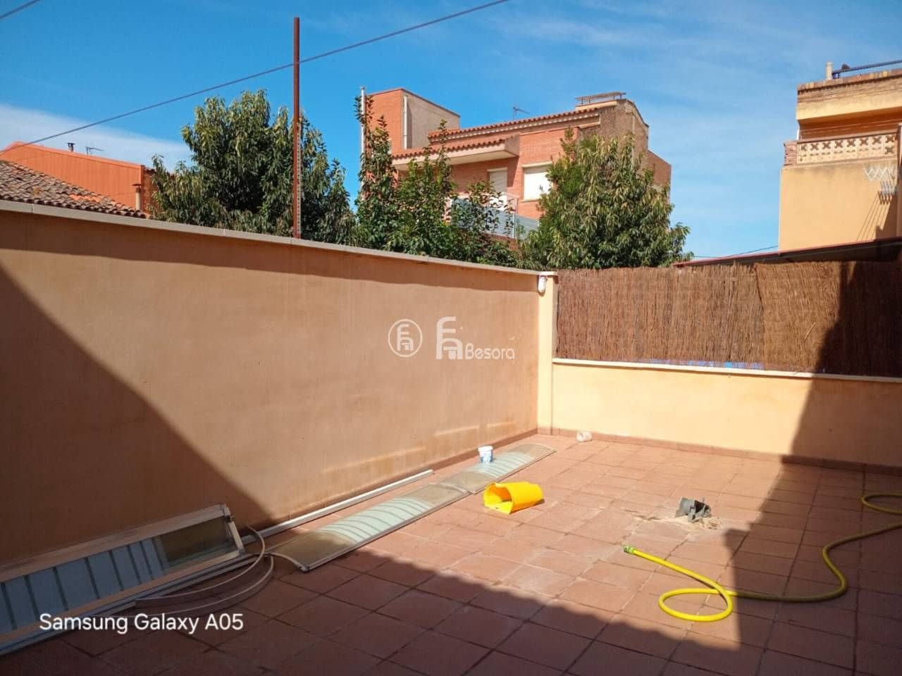 3 bedroom Flat for sale in Les Borges Blanques with garage - € 180,000 (Ref: 9443666)