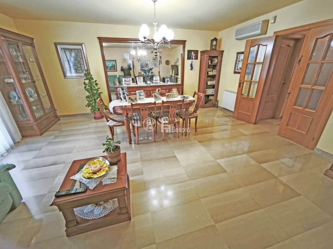 3 bedroom Townhouse for sale in Alpicat with garage - € 335,000 (Ref: 9443668)