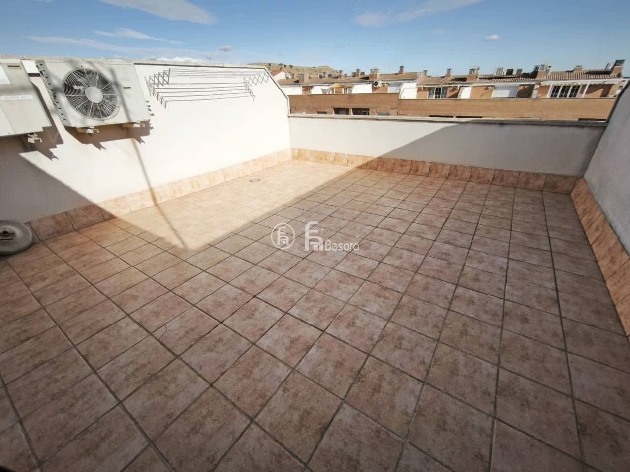 3 bedroom Townhouse for sale in Alpicat with garage - € 335,000 (Ref: 9443668)