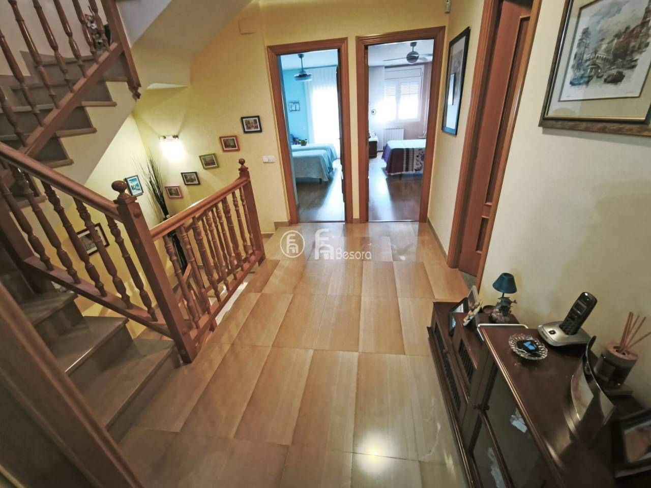 3 bedroom Townhouse for sale in Alpicat with garage - € 335,000 (Ref: 9443668)