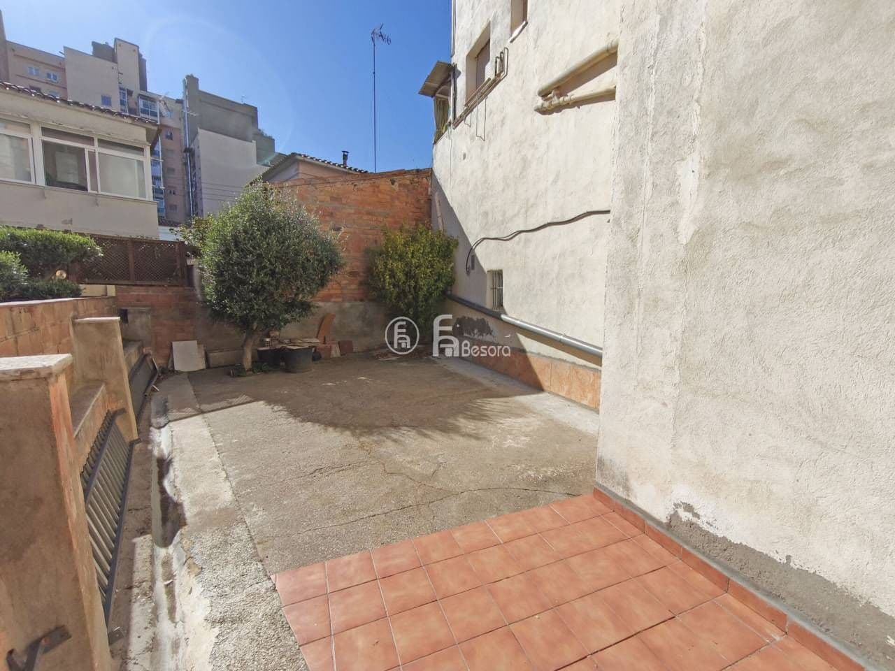 16 makuuhuone Paritalo myytävänä paikassa Lleida kaupunki mukana 
autotalli - 525 000 € (Ref: 9443670)