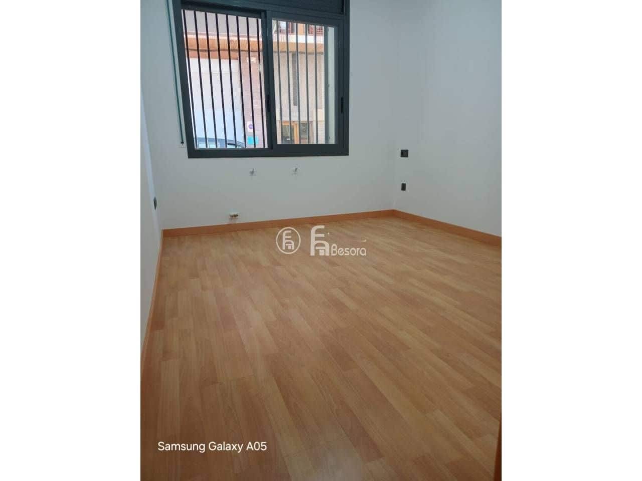 3 soveværelse Lejlighed til salg i Les Borges Blanques med garage - € 180.000 (Ref: 9443672)