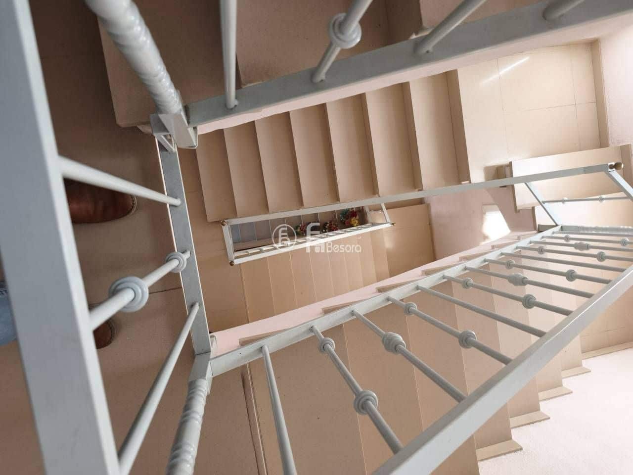 16 makuuhuone Paritalo myytävänä paikassa Lleida kaupunki mukana 
autotalli - 525 000 € (Ref: 9443675)