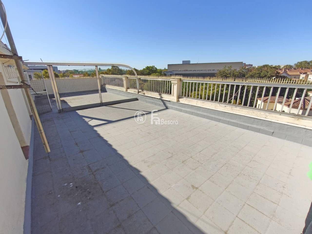 16 makuuhuone Paritalo myytävänä paikassa Lleida kaupunki mukana 
autotalli - 525 000 € (Ref: 9443675)