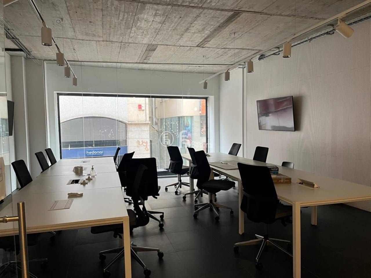 Commercial for rent in Lleida city - € 2,500 (Ref: 9443687)