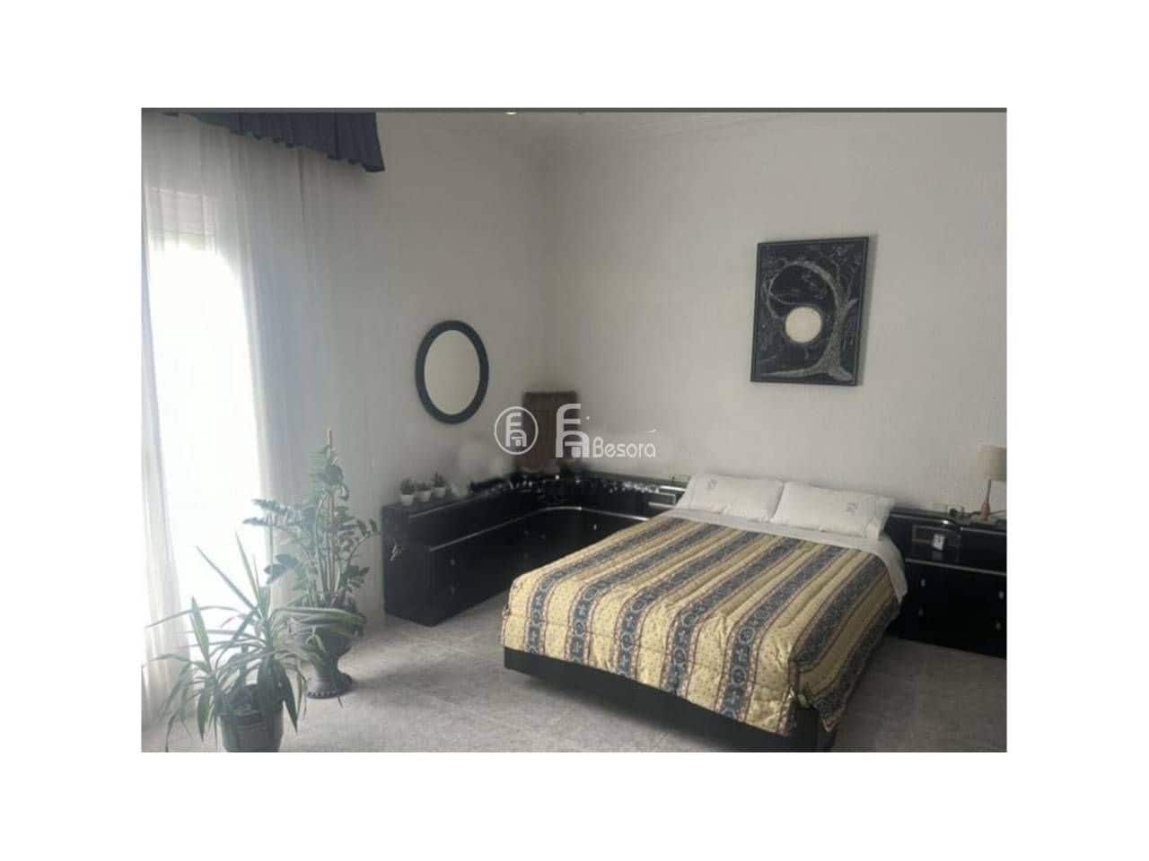 5 bedroom Flat for sale in Balaguer with garage - € 198,000 (Ref: 9443688)