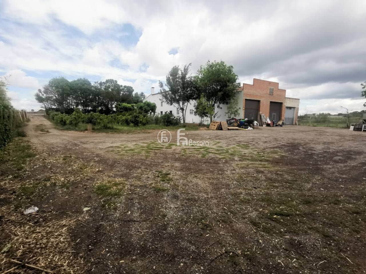 Finca/Country House for sale in Lleida city - € 525,000 (Ref: 9443689)