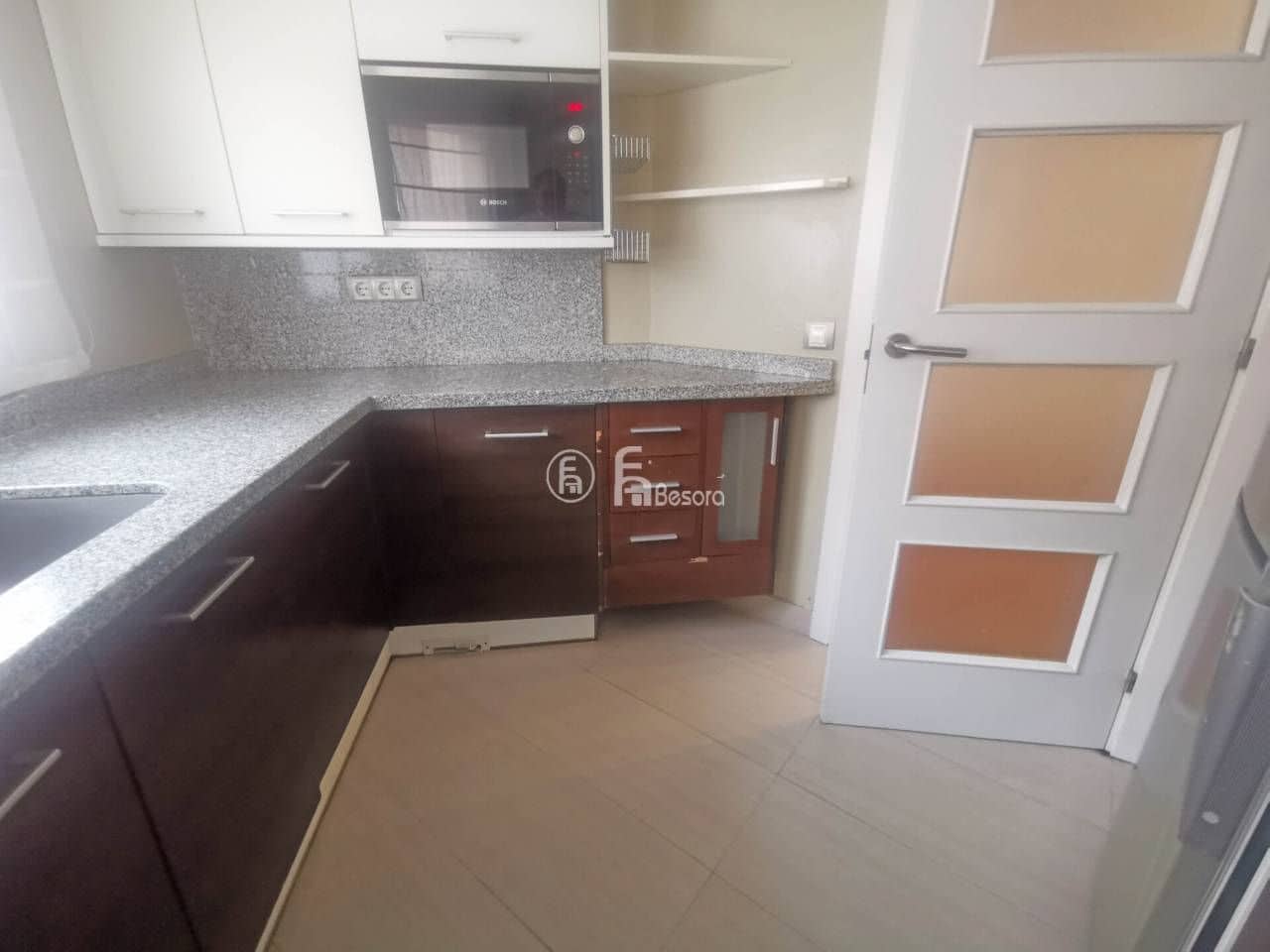 3 soveværelse Lejlighed til salg i Lleida by med garage - € 230.000 (Ref: 9443690)