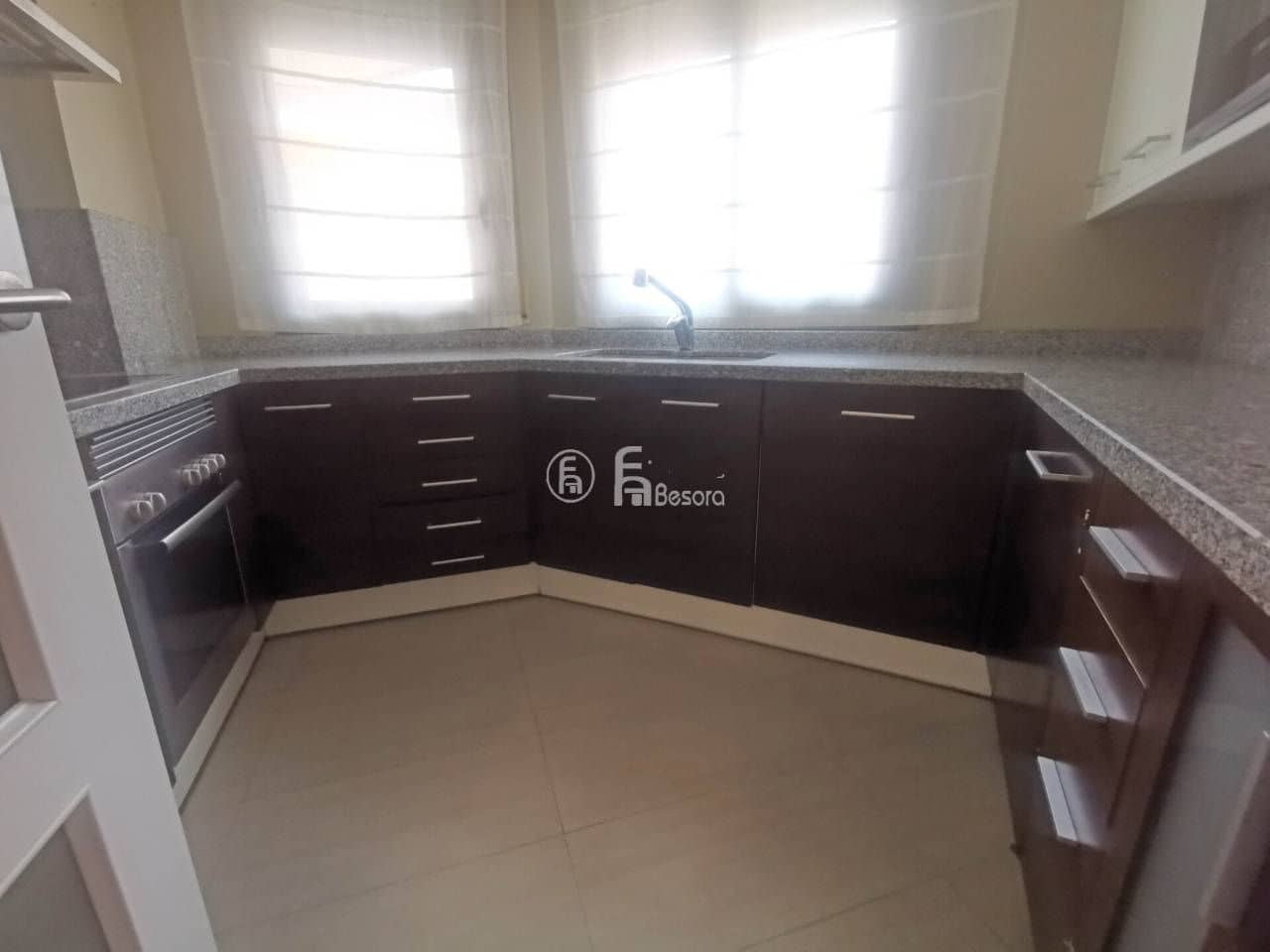 3 soveværelse Lejlighed til salg i Lleida by med garage - € 230.000 (Ref: 9443690)