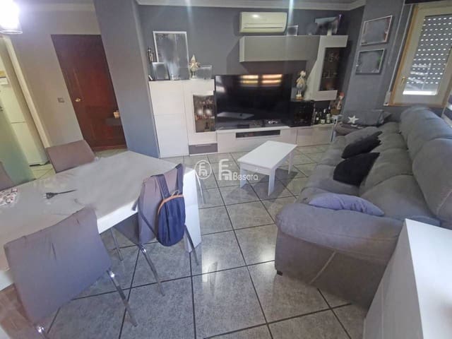 3 slaapkamer Flat te koop in Torrefarrera - € 129.000 (Ref: 9443691)