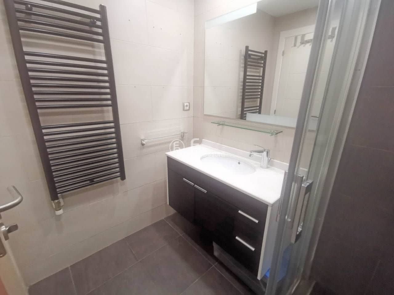 3 soveværelse Lejlighed til salg i Lleida by med garage - € 230.000 (Ref: 9443692)