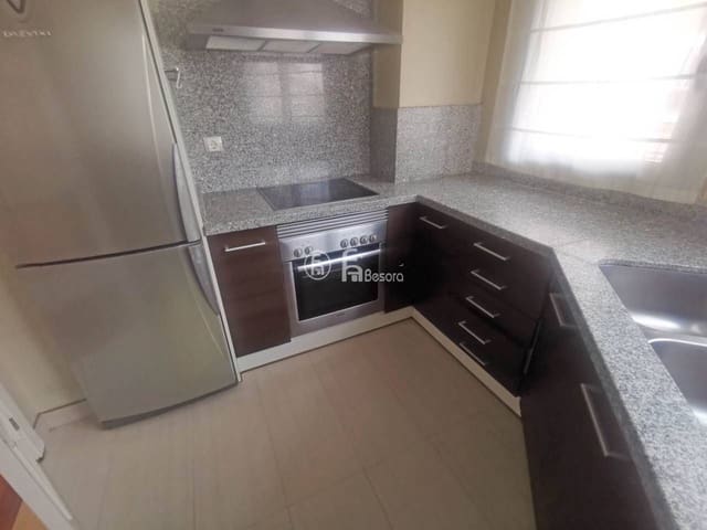 3 soveværelse Lejlighed til salg i Lleida by med garage - € 230.000 (Ref: 9443692)