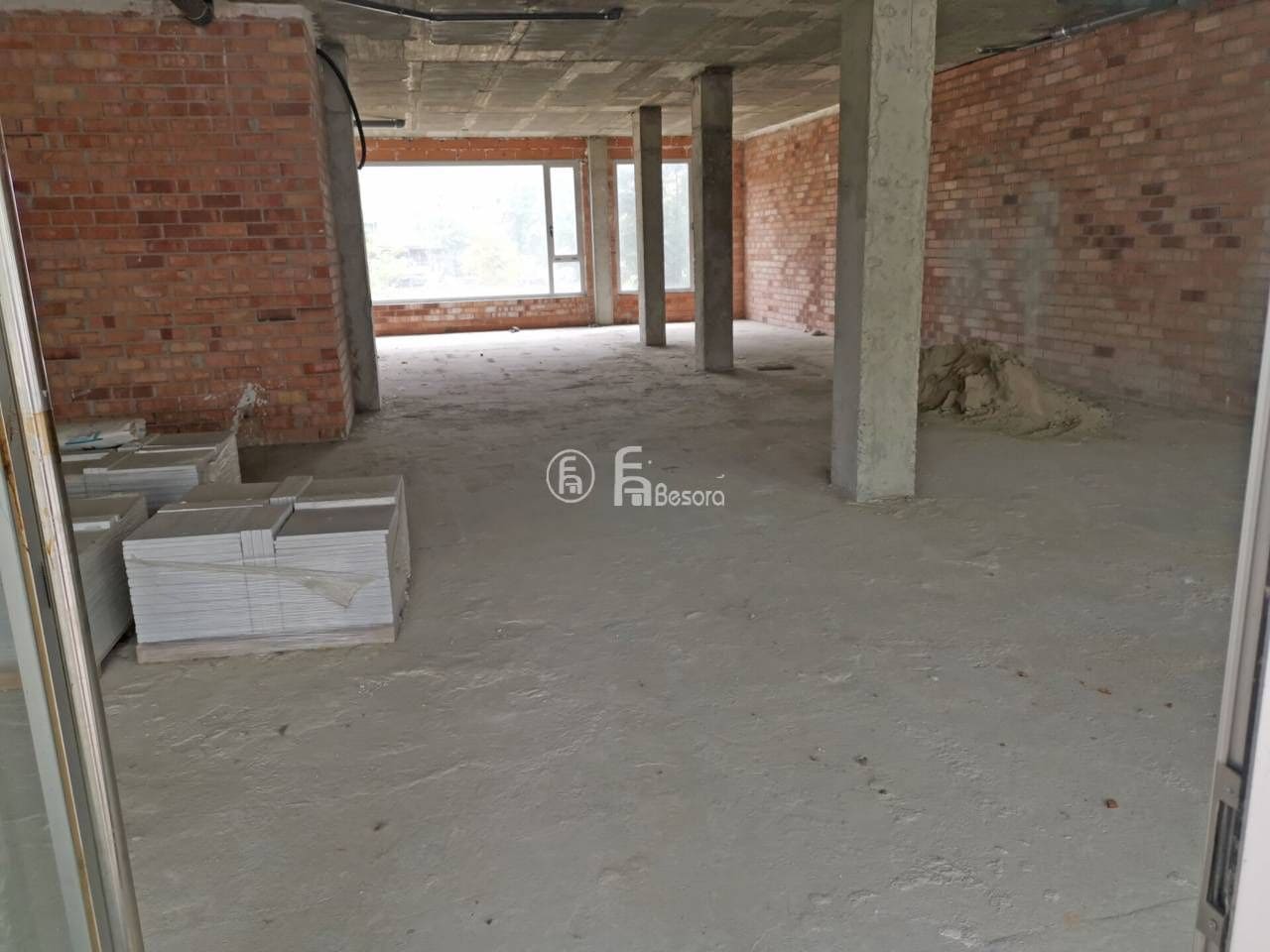 Komercyjne na sprzedaż w Miasto Lleida - 150 000 € (Ref: 9443693)