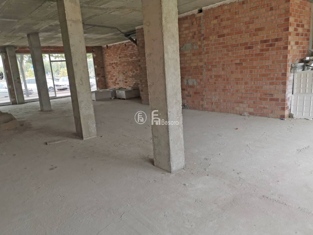 Komercyjne na sprzedaż w Miasto Lleida - 150 000 € (Ref: 9443693)