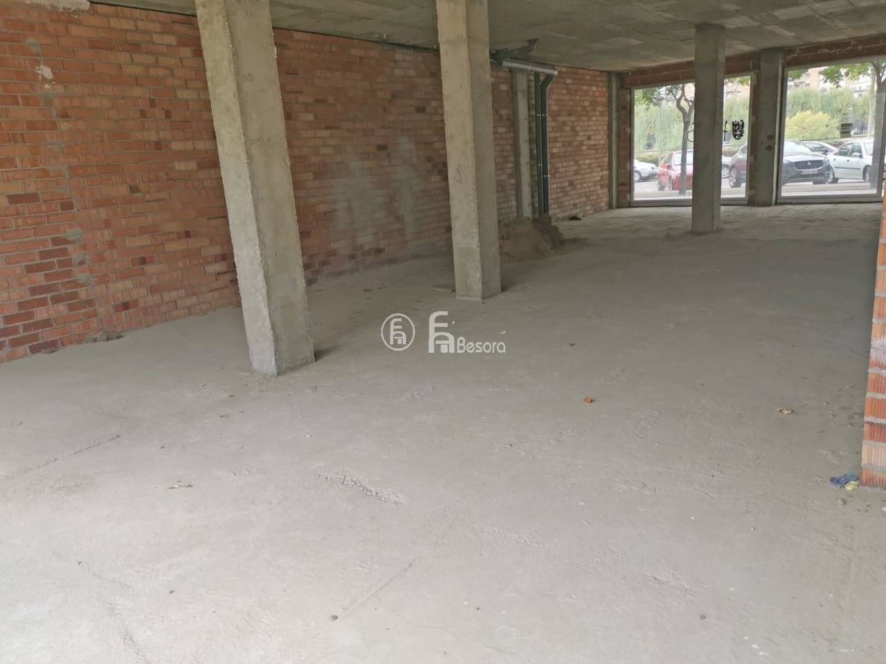 Komercyjne na sprzedaż w Miasto Lleida - 150 000 € (Ref: 9443693)