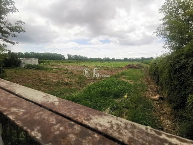 Maalaistalo myytävänä paikassa Lleida kaupunki - 525 000 € (Ref: 9443695)