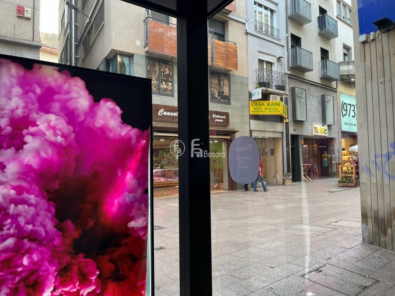 Commercial for rent in Lleida city - € 2,500 (Ref: 9443698)