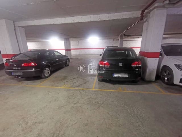 Autotalli myytävänä paikassa Lleida kaupunki - 12 500 € (Ref: 9443706)