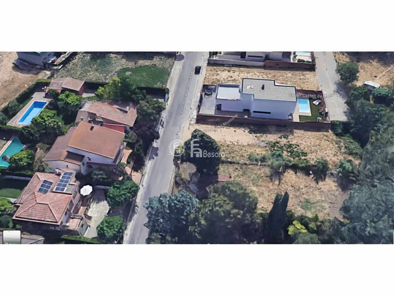 Villa til salgs i Lleida by - € 160 000 (Ref: 9443707)