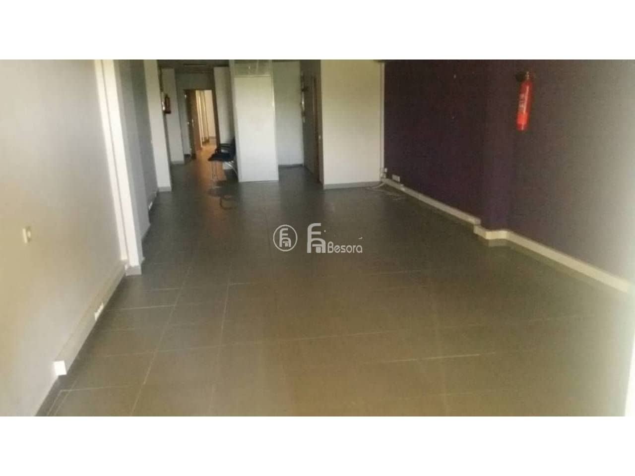 Office for sale in Lleida city - € 79,000 (Ref: 9443710)