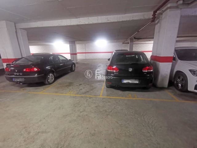 Autotalli myytävänä paikassa Lleida kaupunki - 12 500 € (Ref: 9443711)