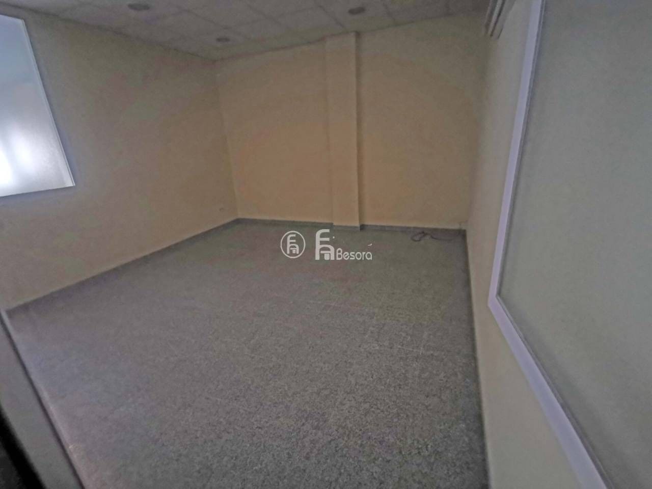 Commercial for rent in Lleida city - € 550 (Ref: 9443713)