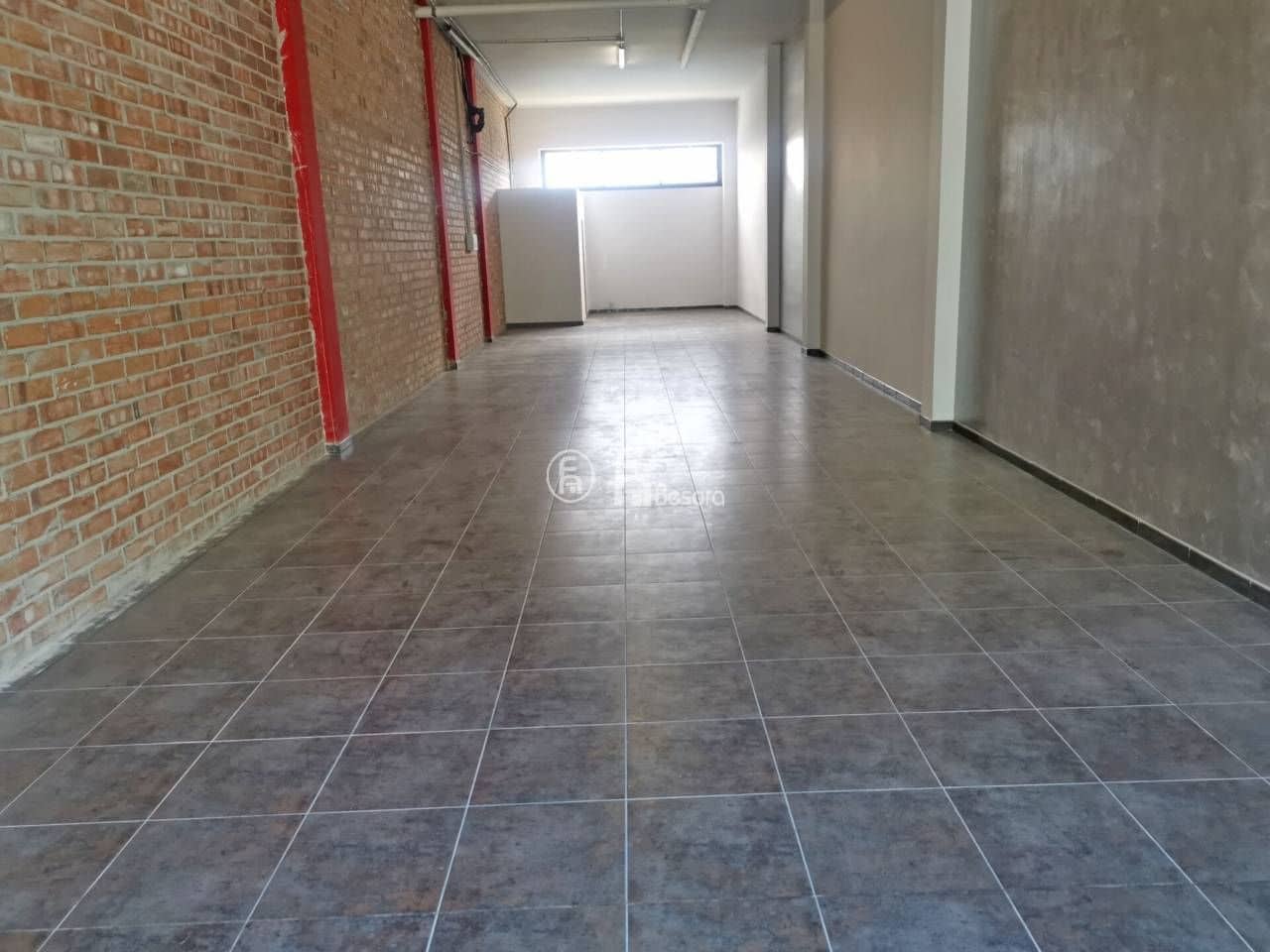 Commercial for rent in Lleida city - € 975 (Ref: 9443714)