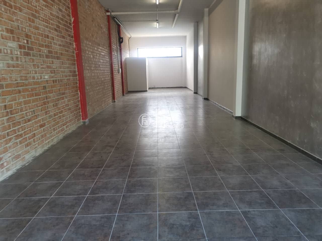 Commercial for sale in Lleida city - € 162,000 (Ref: 9443719)