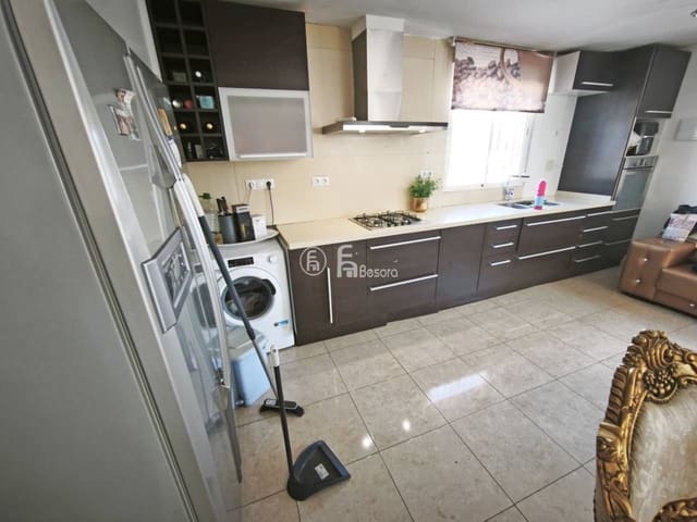 6 slaapkamer Villa te koop in Rosselló - € 259.000 (Ref: 9443720)