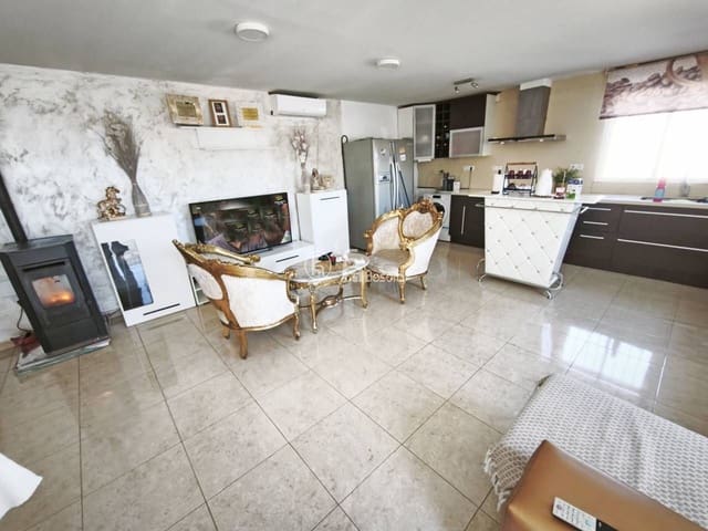 6 slaapkamer Villa te koop in Rosselló - € 259.000 (Ref: 9443720)