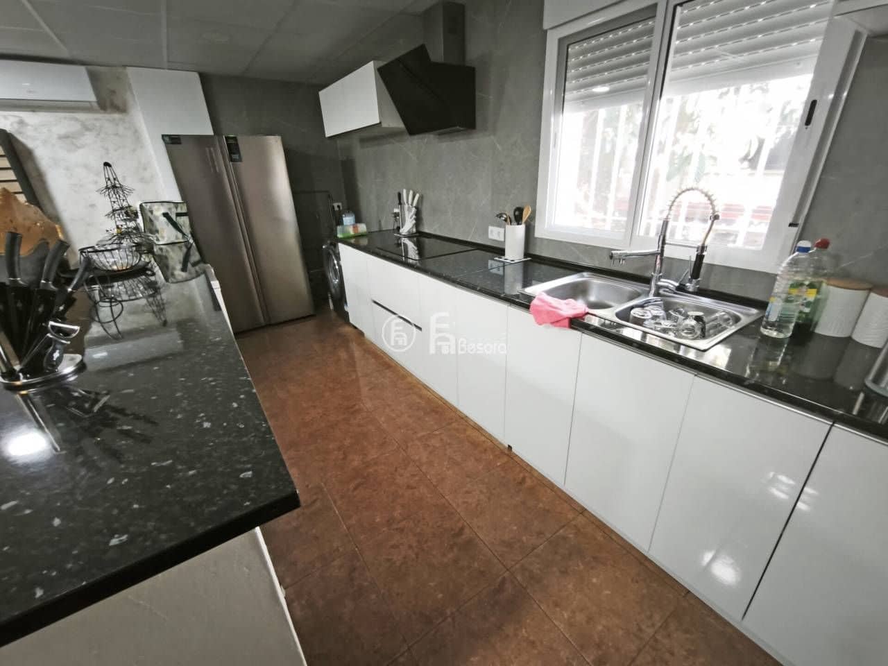 6 slaapkamer Villa te koop in Rossello - € 259.000 (Ref: 9443722)