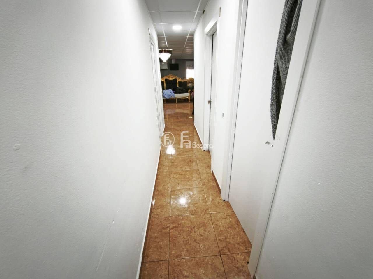 6 slaapkamer Villa te koop in Rossello - € 259.000 (Ref: 9443722)