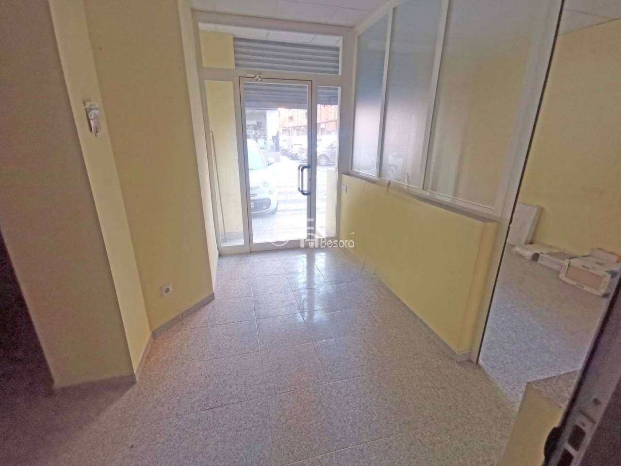 Commercial for rent in Lleida city - € 550 (Ref: 9443723)