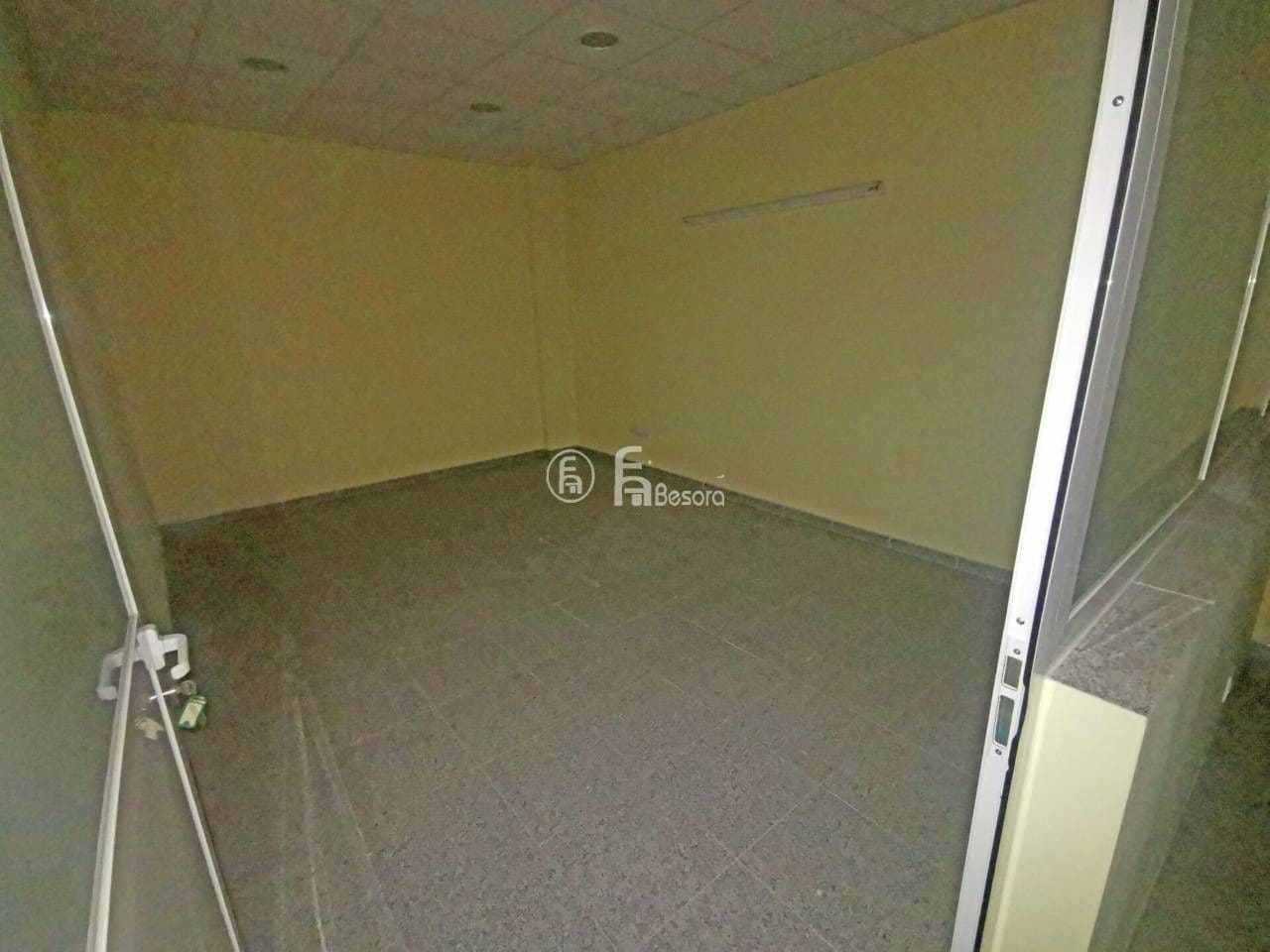 Commercial for rent in Lleida city - € 550 (Ref: 9443723)