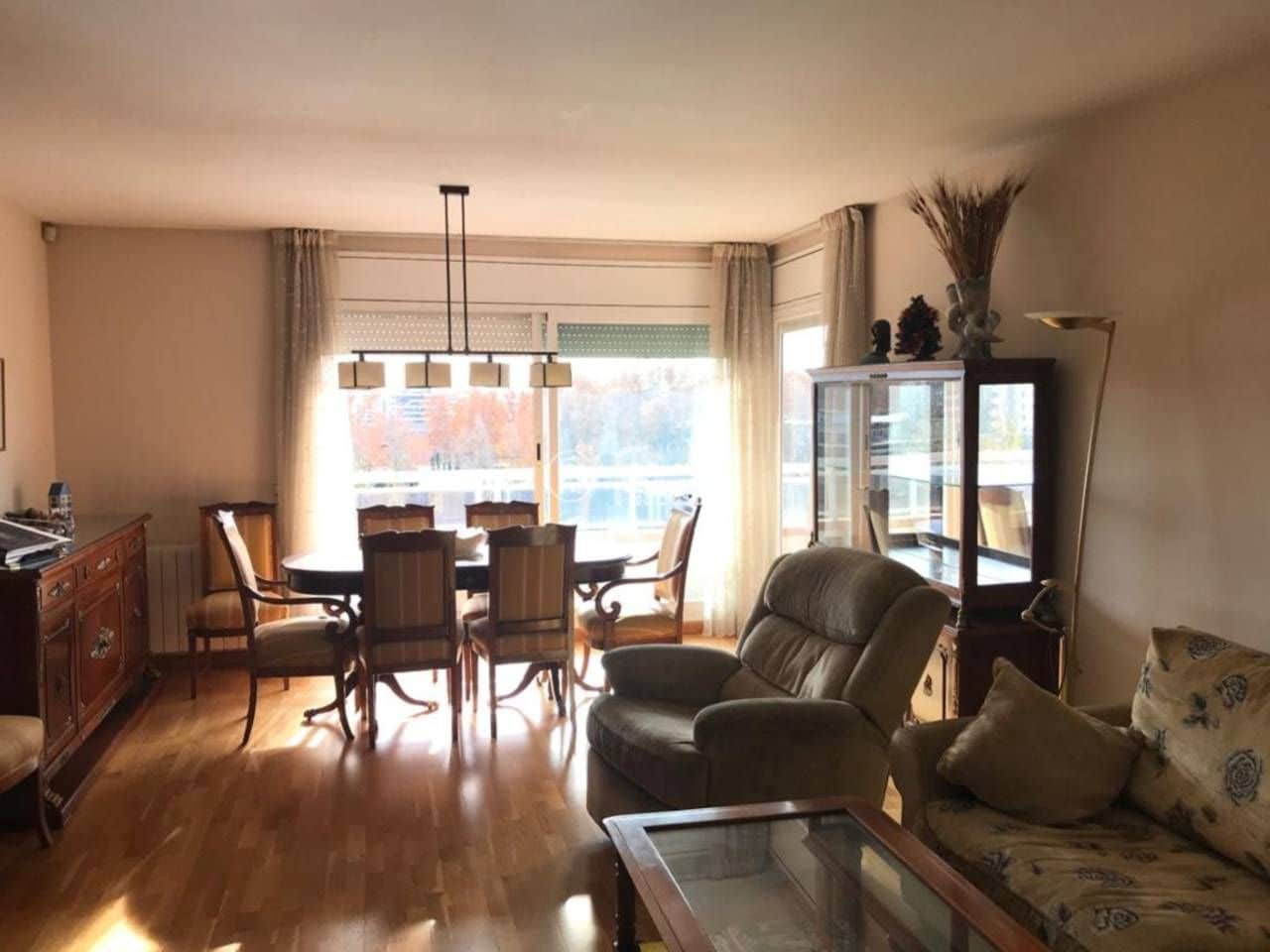 6 soveværelse Lejlighed til salg i Lleida by med garage - € 499.000 (Ref: 9443724)