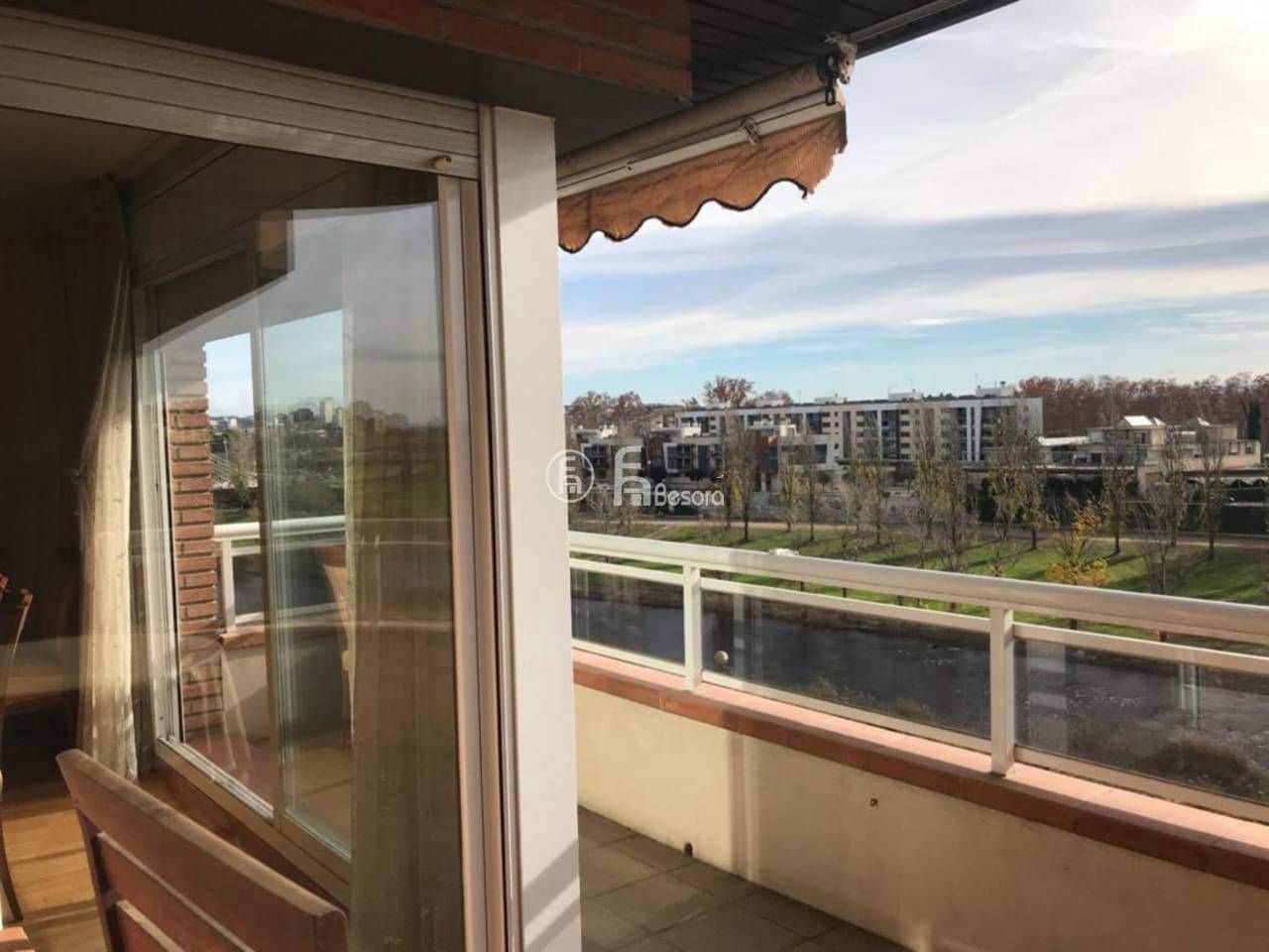 6 soveværelse Lejlighed til salg i Lleida by med garage - € 499.000 (Ref: 9443724)