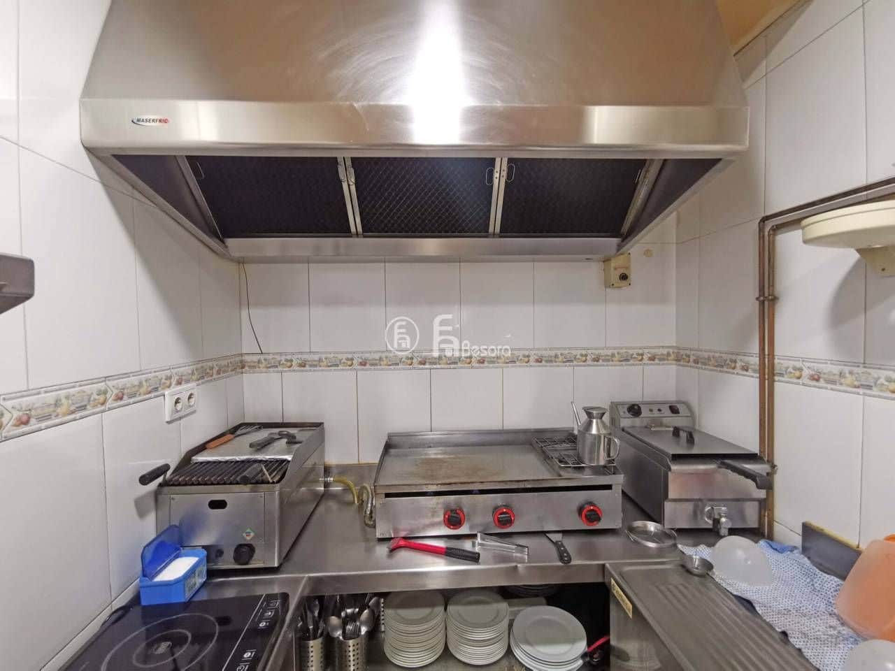 Commercial for sale in Lleida city - € 96,000 (Ref: 9443728)