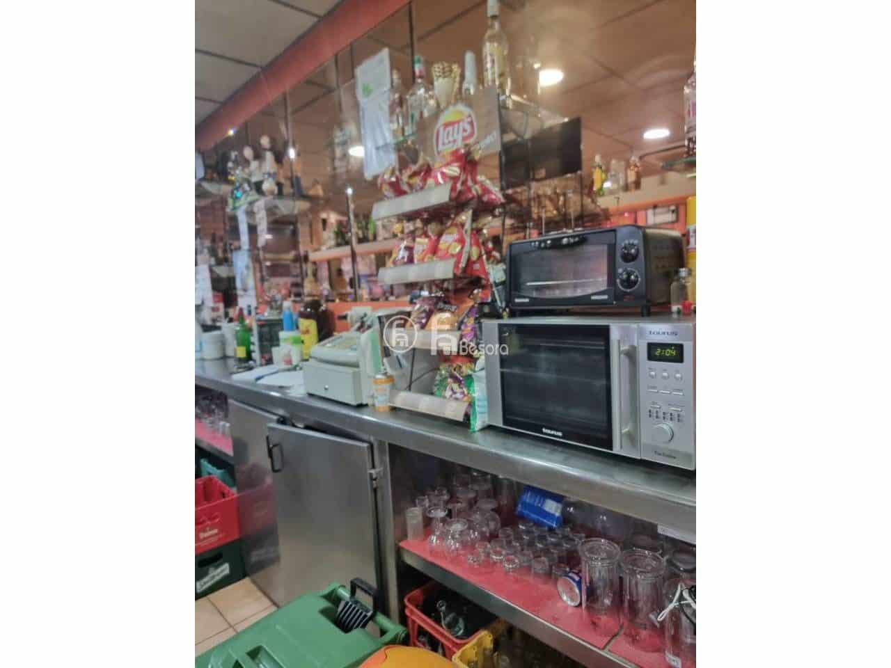 Commercial for sale in Lleida city - € 96,000 (Ref: 9443728)