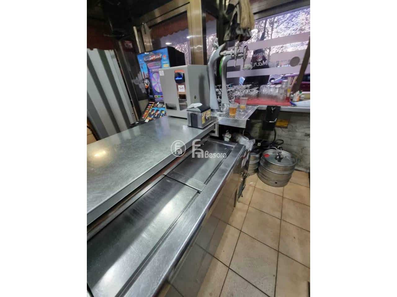 Commercial for sale in Lleida city - € 96,000 (Ref: 9443728)