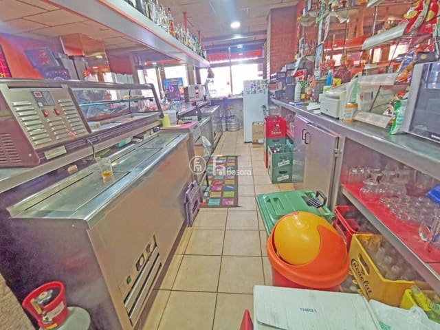 Komercyjne na sprzedaż w Miasto Lleida - 96 000 € (Ref: 9443728)