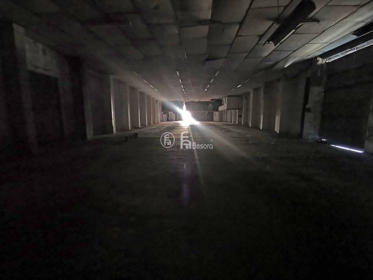 Commercial for sale in Lleida city - € 785,000 (Ref: 9443729)