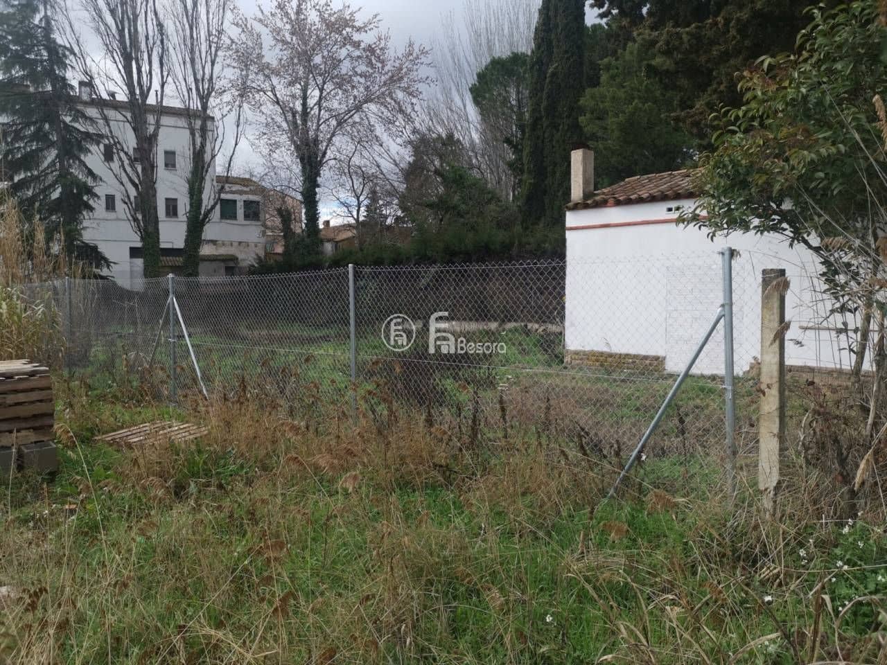 Villa til salgs i Lleida by - € 160 000 (Ref: 9443731)