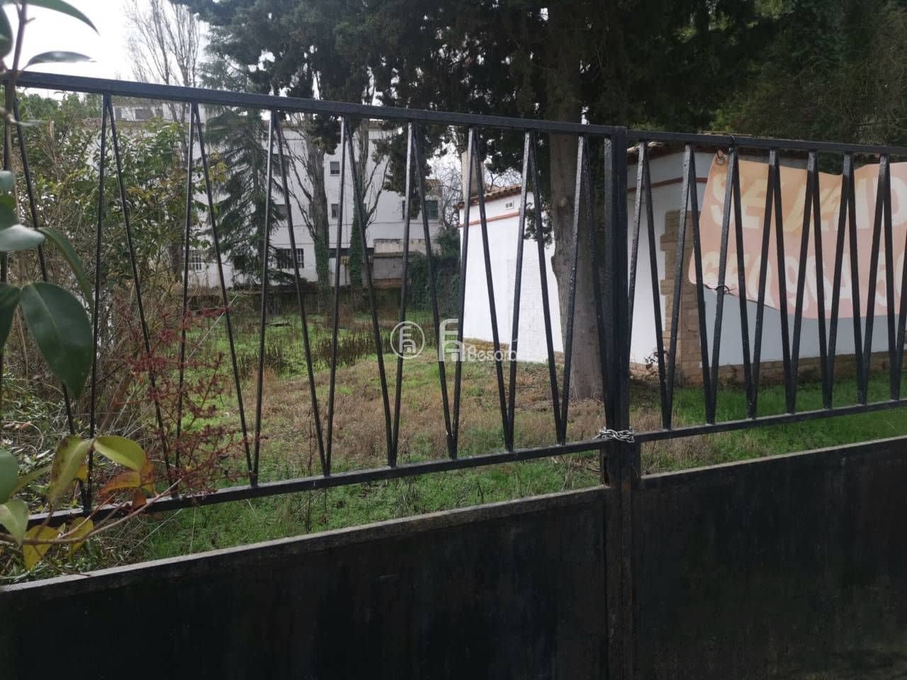 Villa til salgs i Lleida by - € 160 000 (Ref: 9443731)