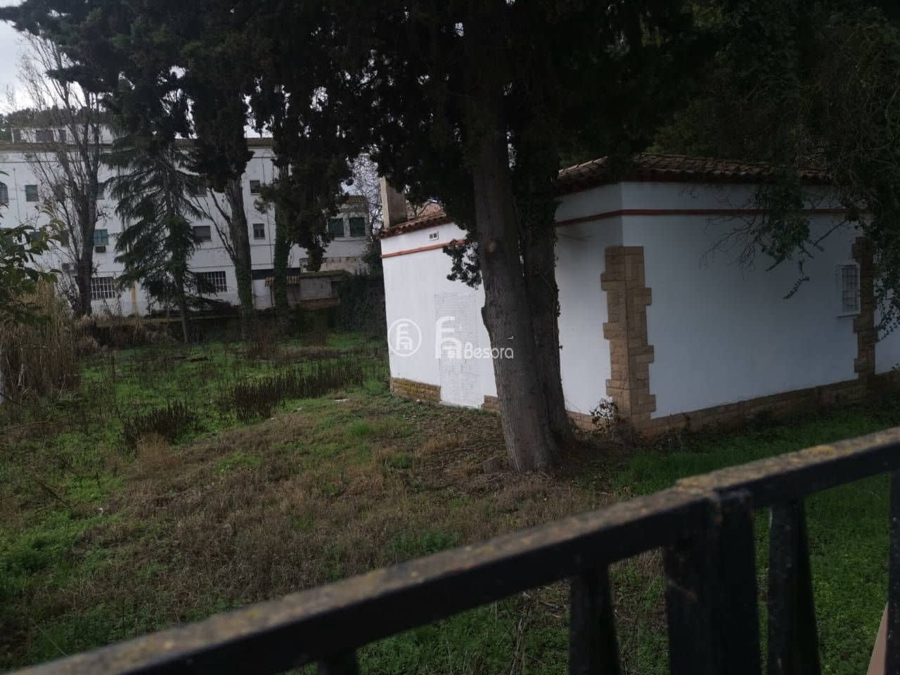 Villa til salgs i Lleida by - € 160 000 (Ref: 9443731)