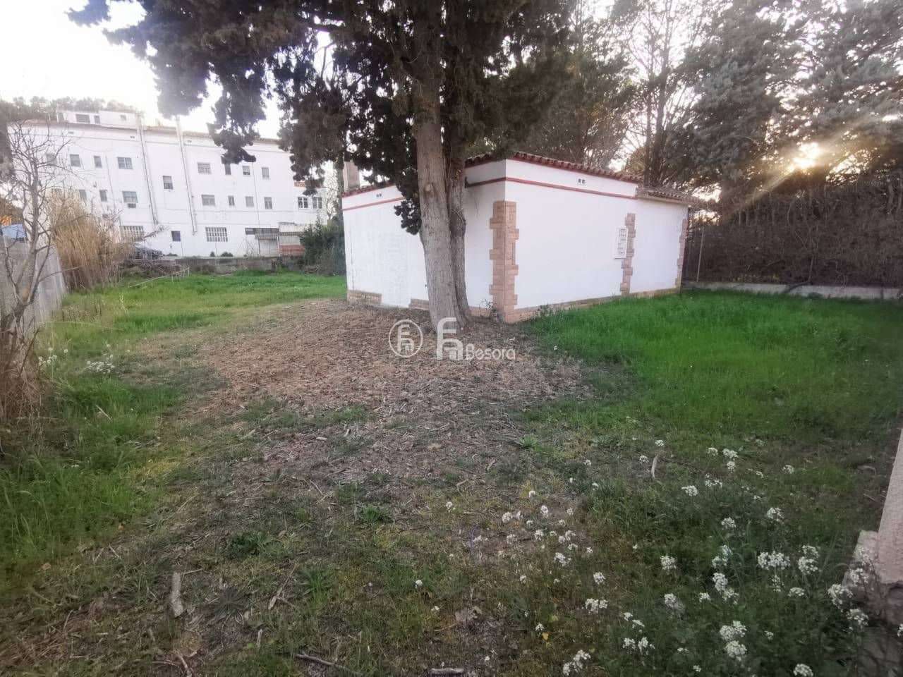 Villa til salgs i Lleida by - € 160 000 (Ref: 9443731)