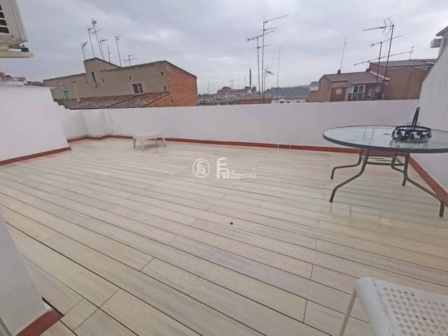2 makuuhuone Kattohuoneisto myytävänä paikassa Lleida kaupunki - 149 000 € (Ref: 9443732)